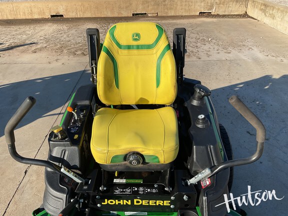 Photo of 2023 John Deere Z950M