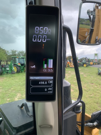 2022 John Deere 6110M Photo 11