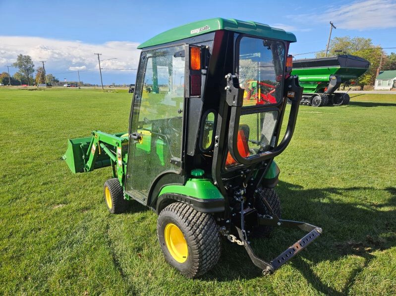 2014 John Deere 1023E Image 2