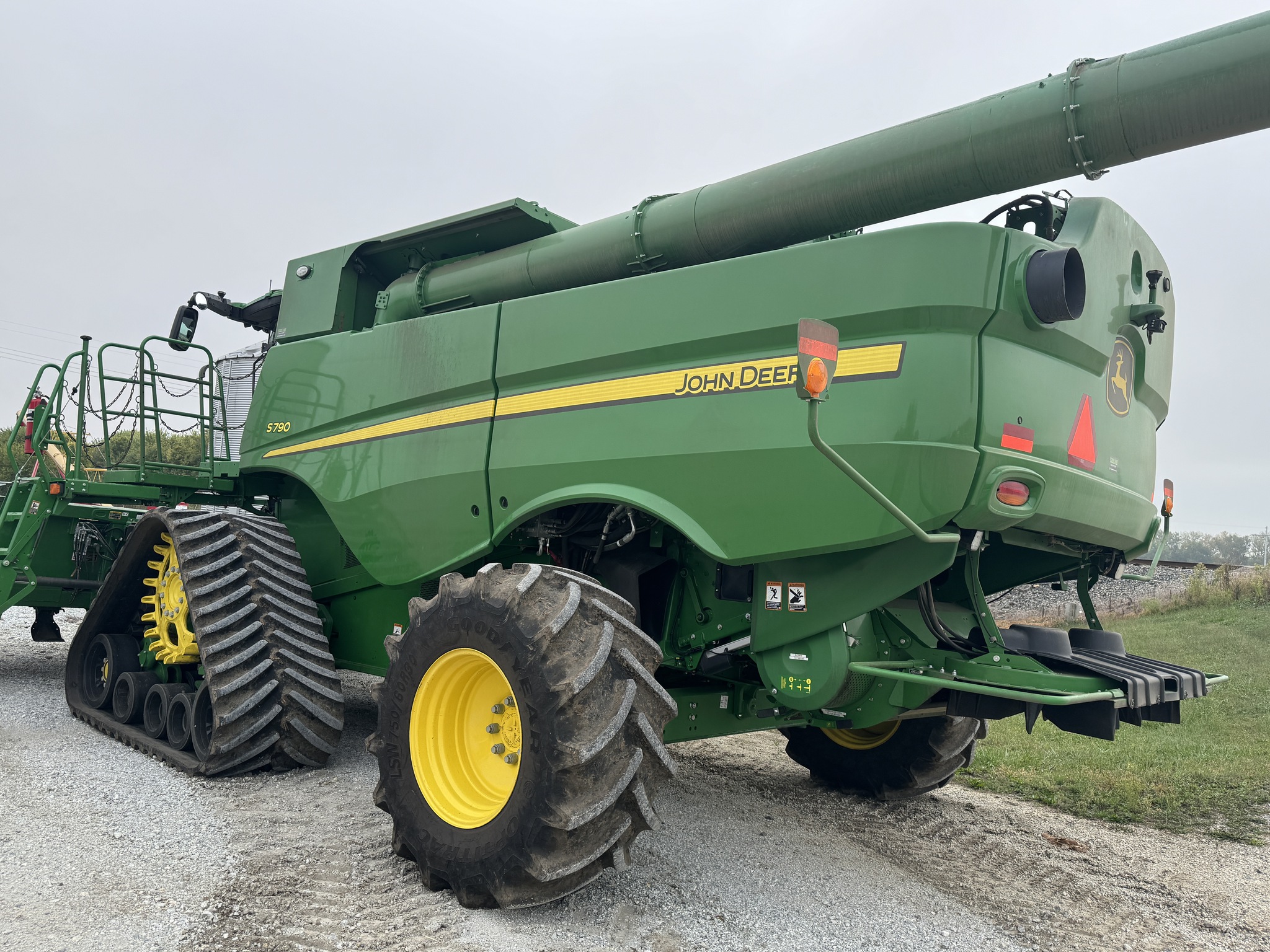 2023 John Deere S790 Image 13