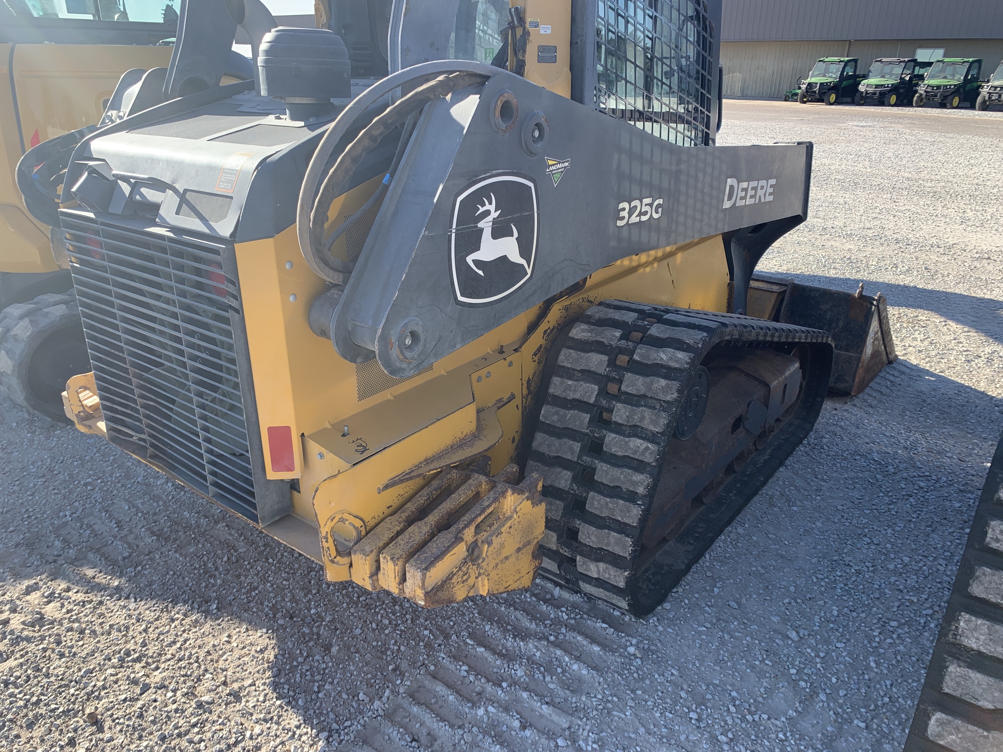 2022 John Deere 325G Image 5