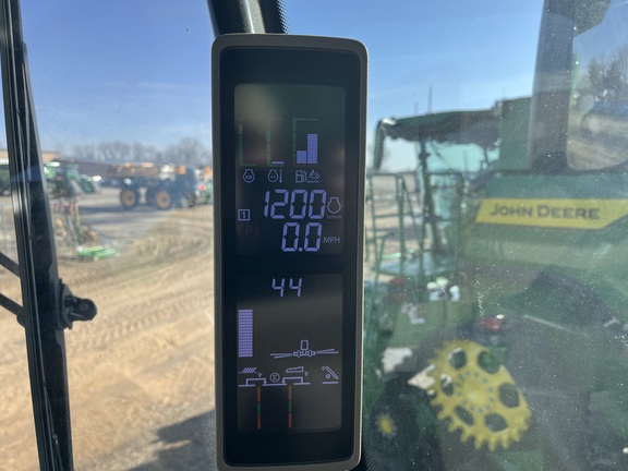 2023 John Deere S790 - Photo36