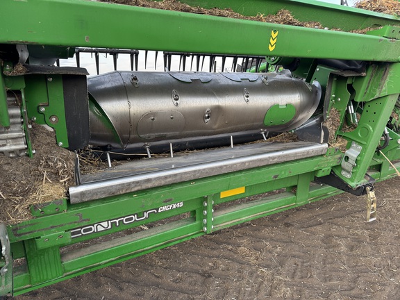 Used 2022 John Deere HD45R Combine Platforms at Horizon Ag & Turf in Edmonton West, AB - Photo5