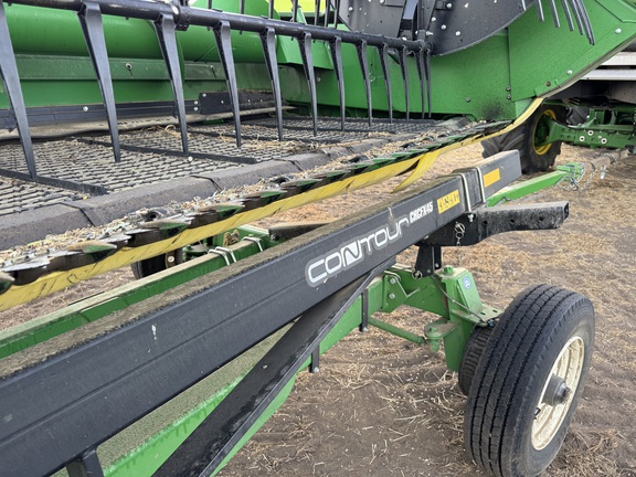 Used 2022 John Deere HD45R Combine Platforms at Horizon Ag & Turf in Edmonton West, AB - Photo11