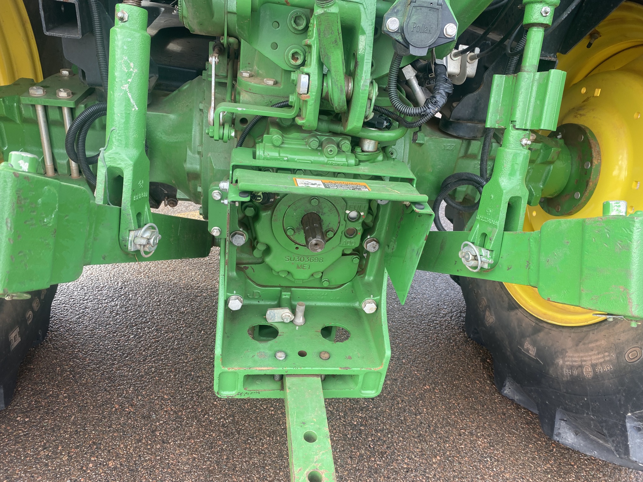 2022 John Deere 5100E Image 18