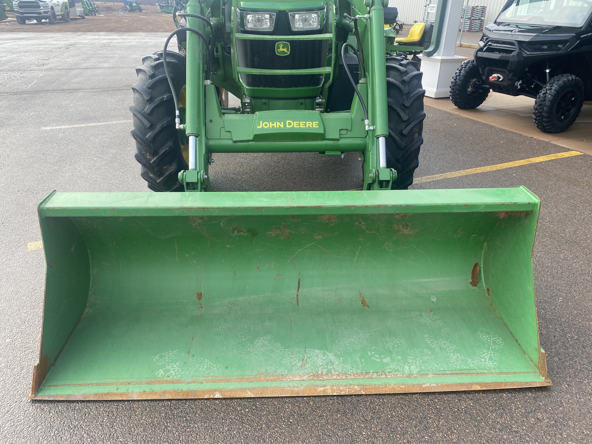 2022 John Deere 5100E Image 6