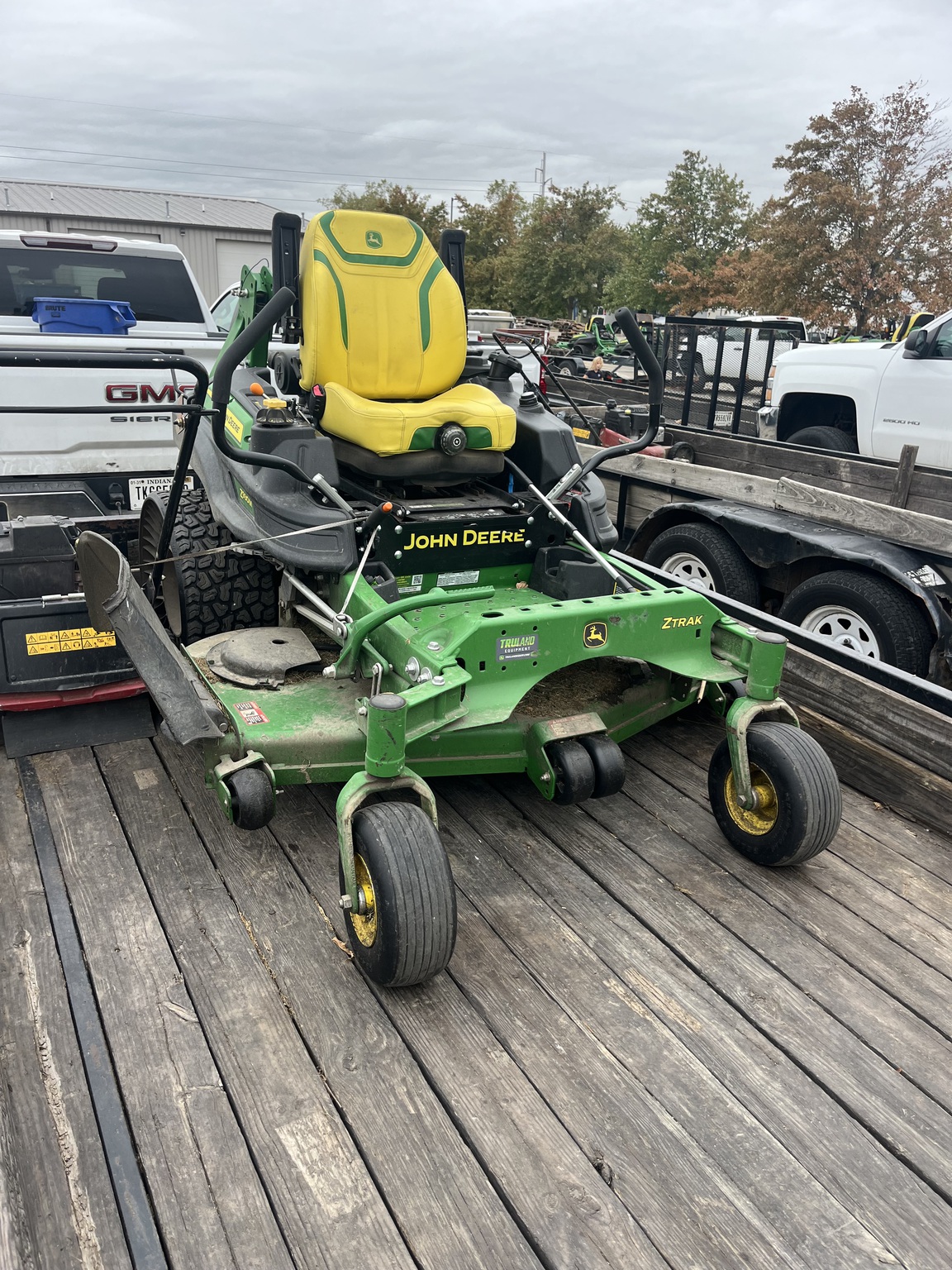 2024 John Deere Z930M Image 1