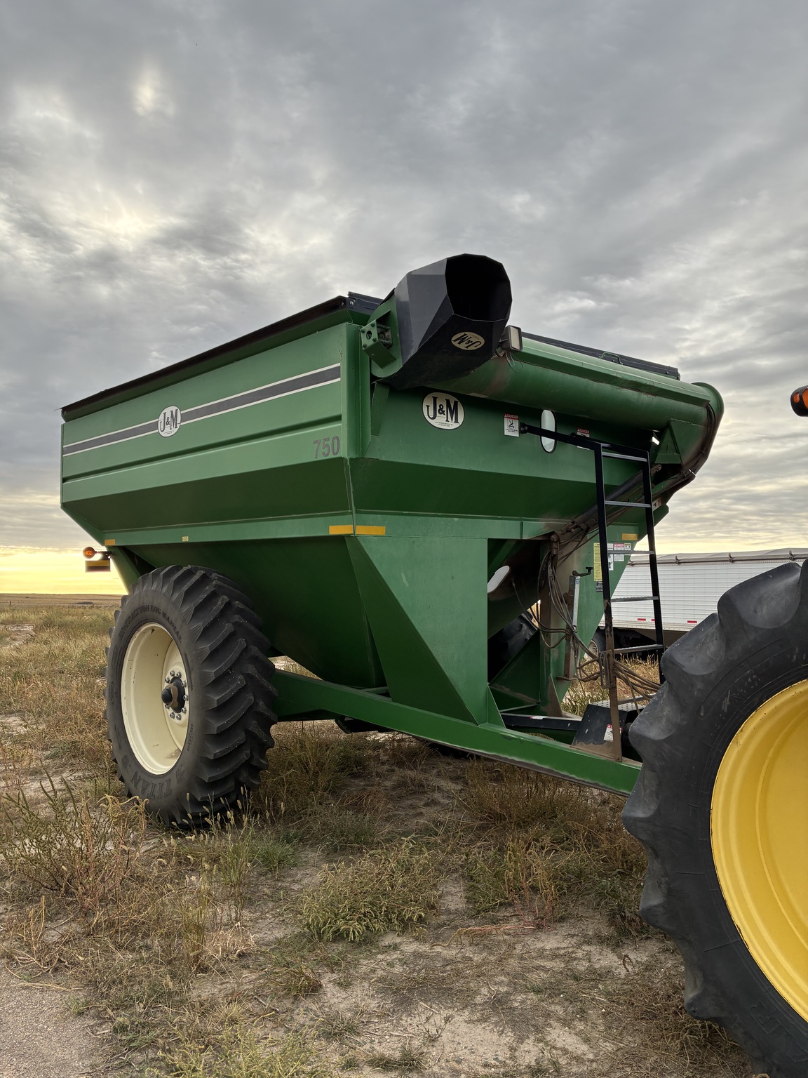 2011 J&M 750-16 Image 1