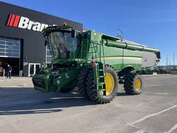 2017 John Deere S680