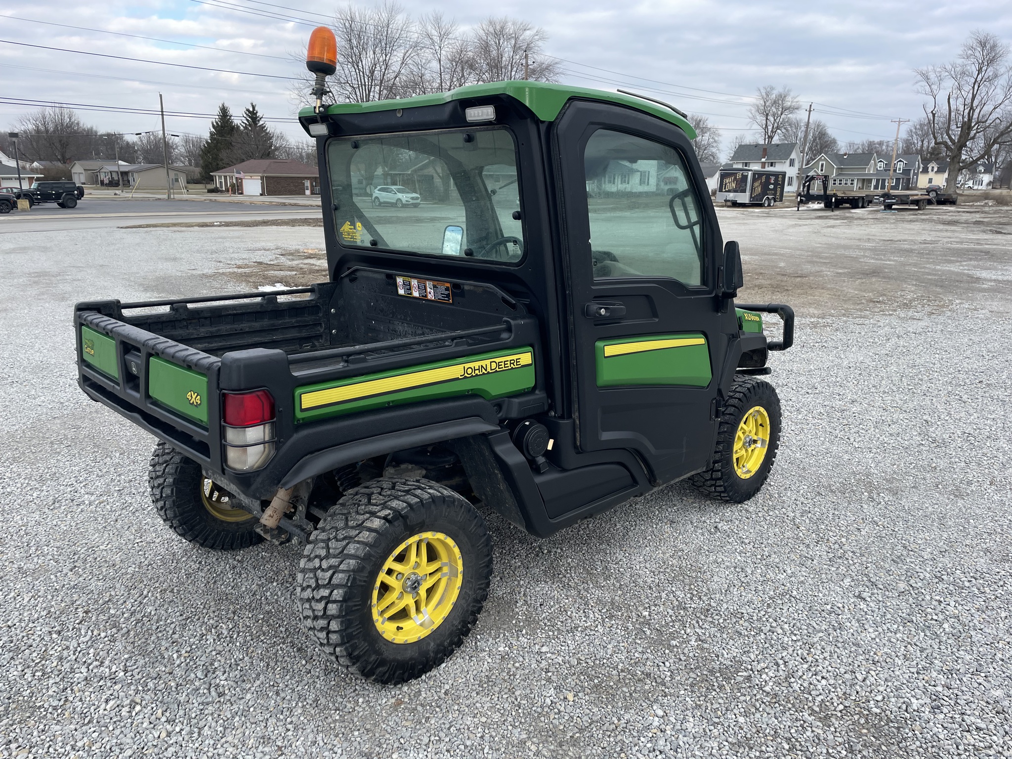 2018 John Deere XUV 835R Image 4