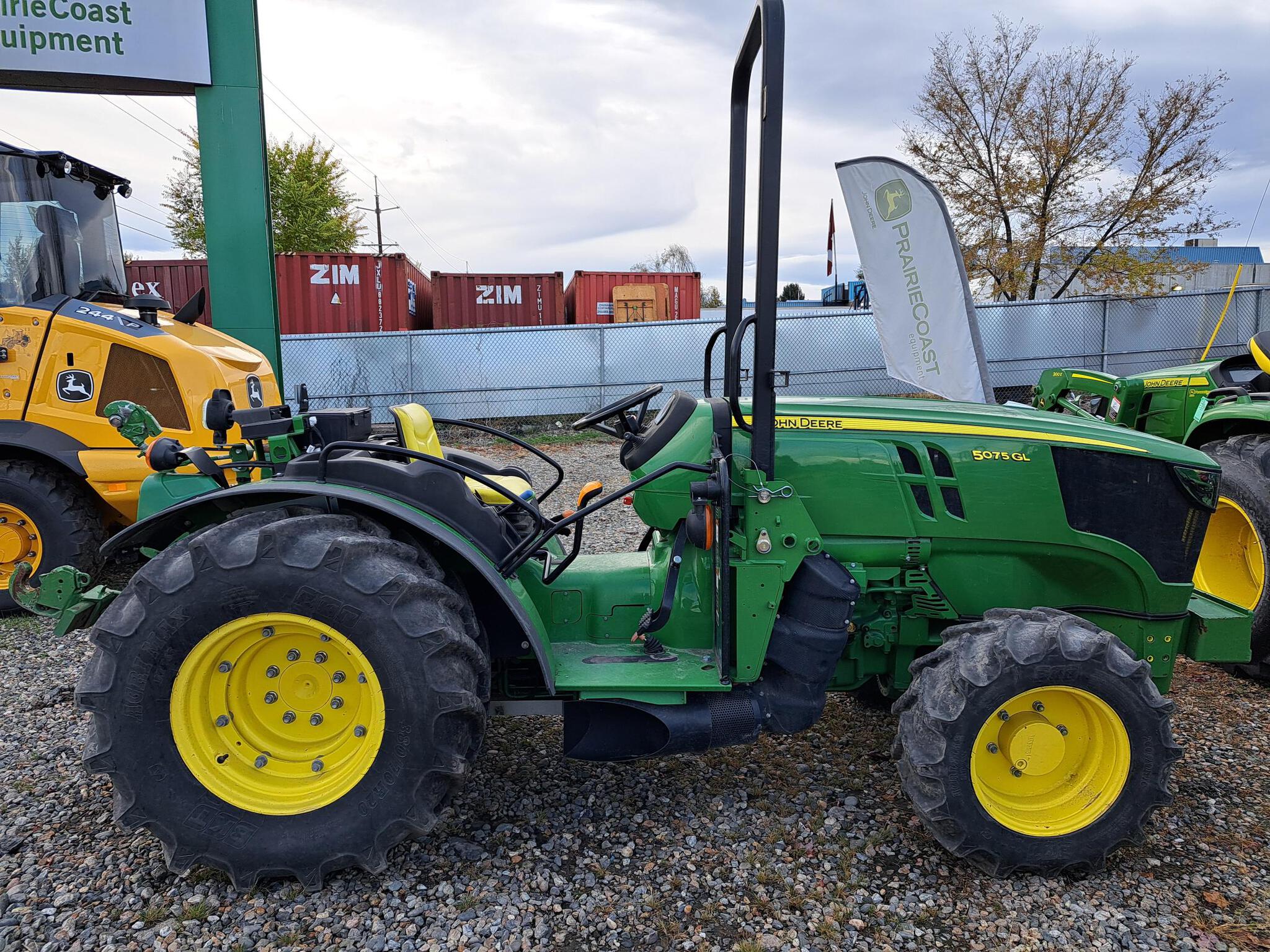 2020 John Deere 5075GN Image 2