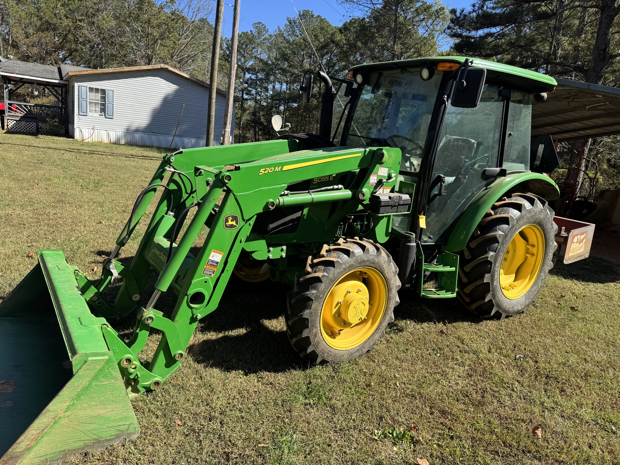 2021 John Deere 5055E Image 1