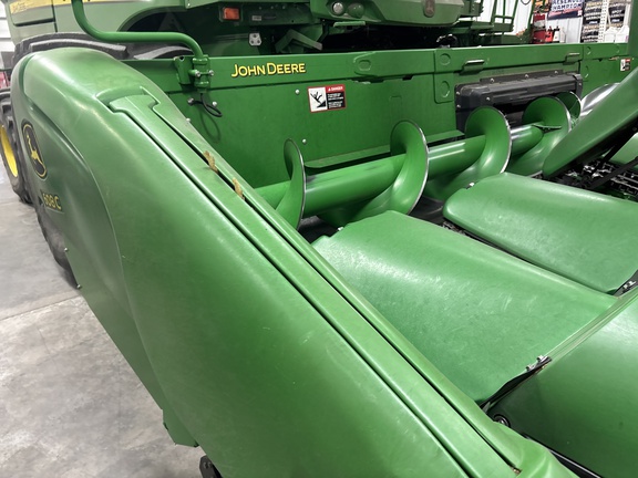 Used 2014 John Deere 608C Corn and Row Crop headers at Koenig Equipment in Oxford, OH - Photo12
