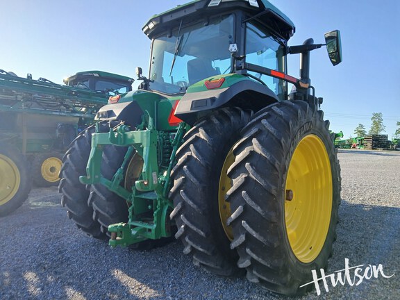 Photo of 2024 John Deere 8R 250