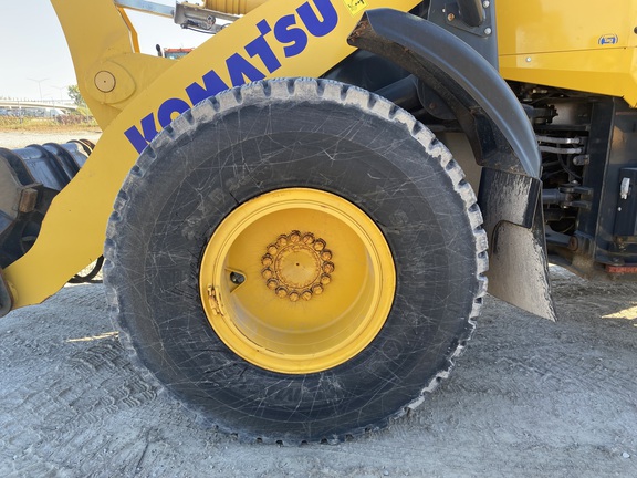 2022 Komatsu WA320
