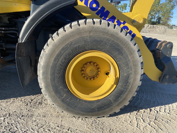 2022 Komatsu WA320