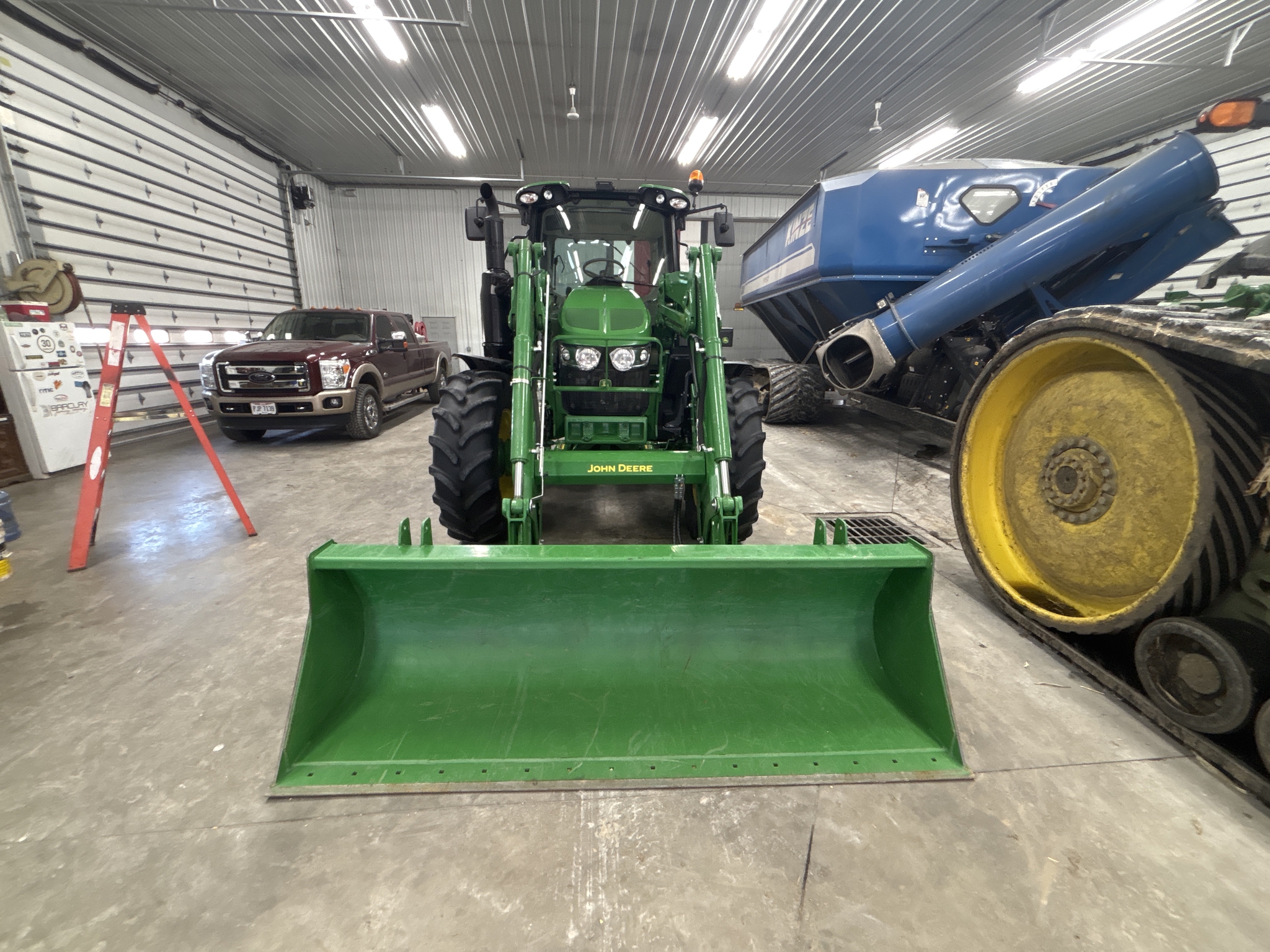 Used 2020 John Deere 6120M Utility Tractors at Koenig Equipment in Urbana, OH - PhotoXL3