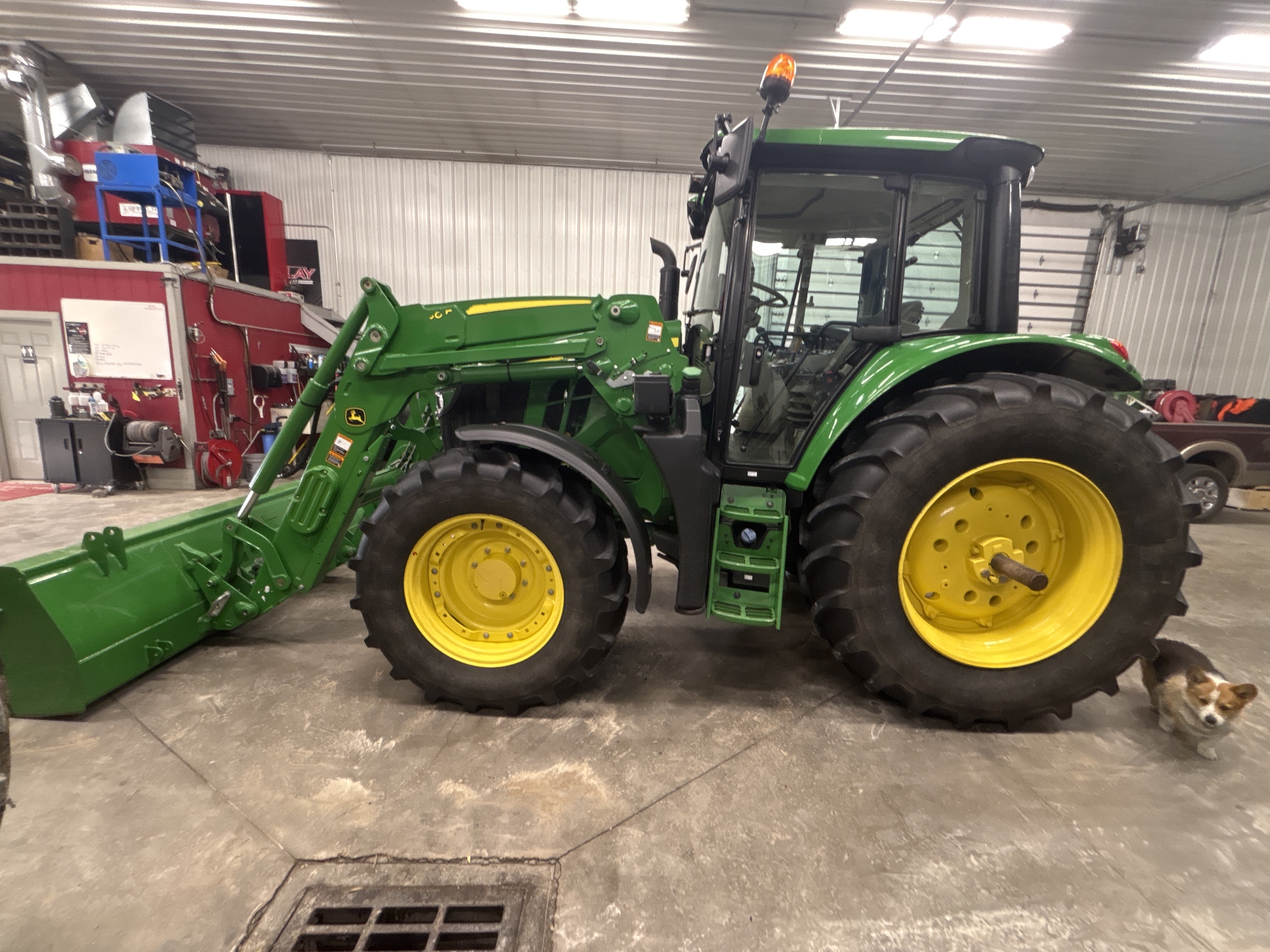 Used 2020 John Deere 6120M Utility Tractors at Koenig Equipment in Urbana, OH - PhotoXL0