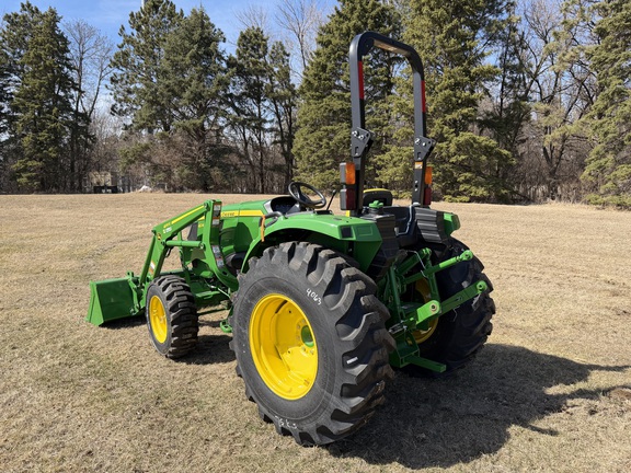 2025 John Deere 4044M - Photo5