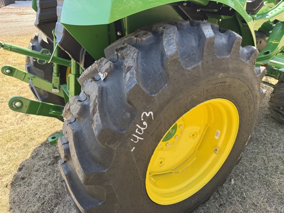 2025 John Deere 4044M - Photo13