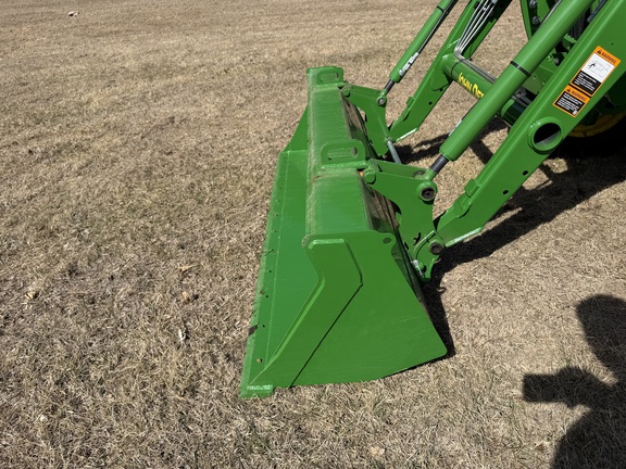 2025 John Deere 4044M - Photo18