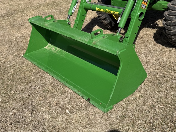 2025 John Deere 4044M - Photo19