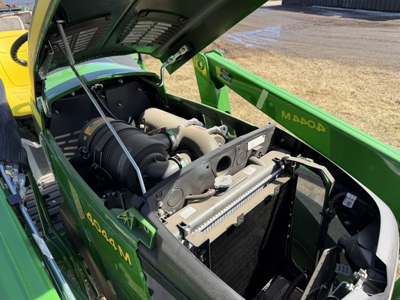 2025 John Deere 4044M - Photo21