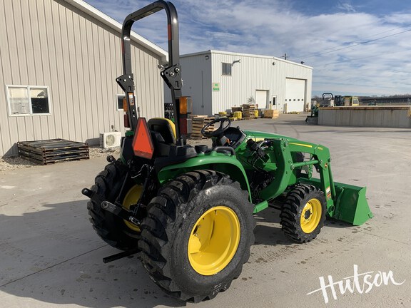 Photo of 2025 John Deere 3032E