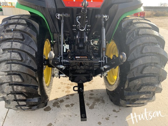 Photo of 2025 John Deere 3032E