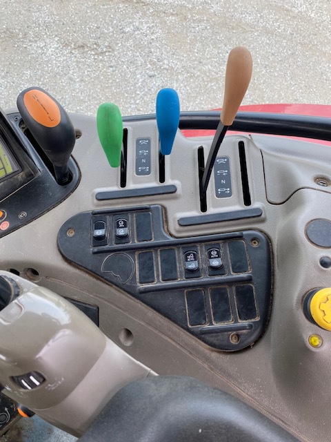 2020 Case IH Maxxum 145 Image 11