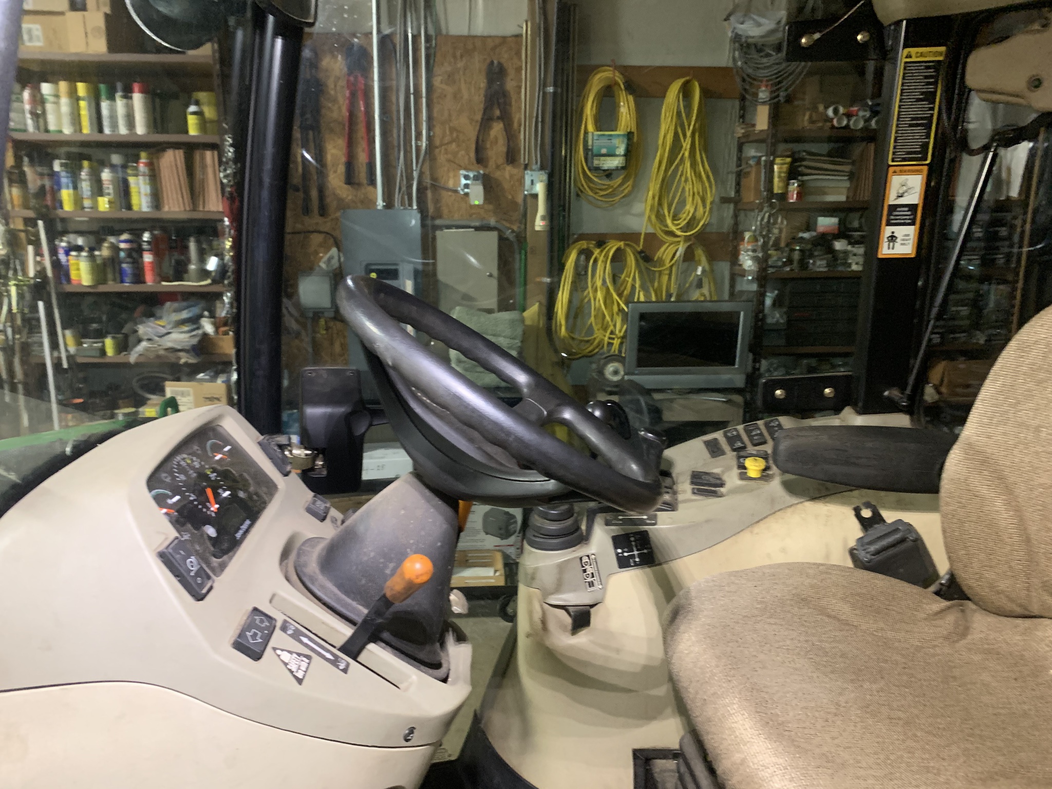 2009 John Deere 4720 Image 6