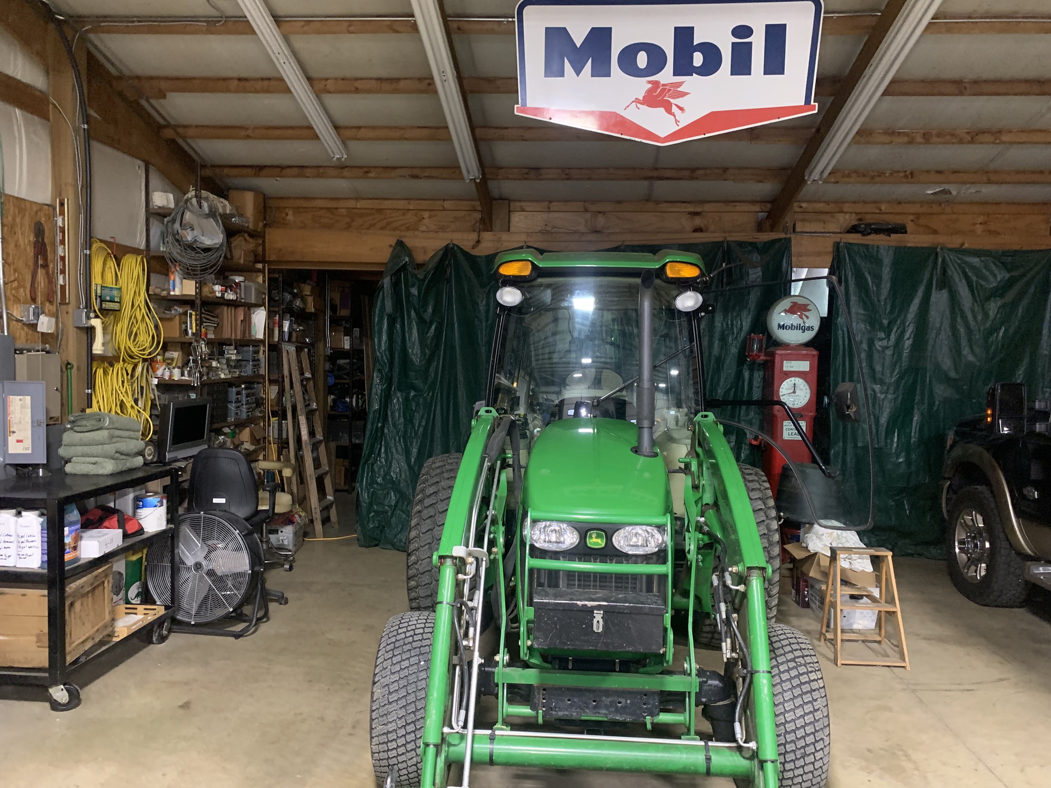 2009 John Deere 4720 Image 3