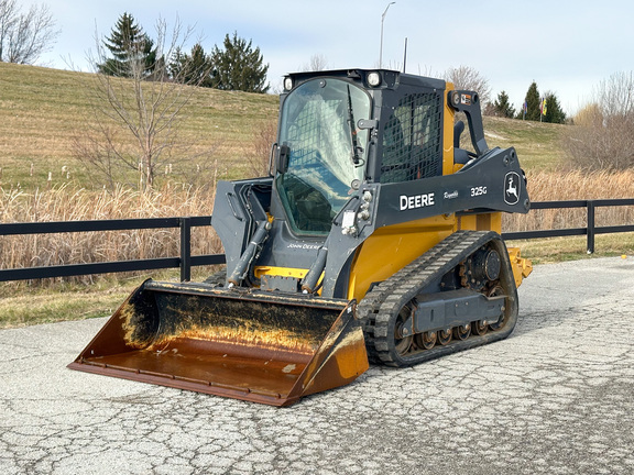 2023 John-Deere 325G