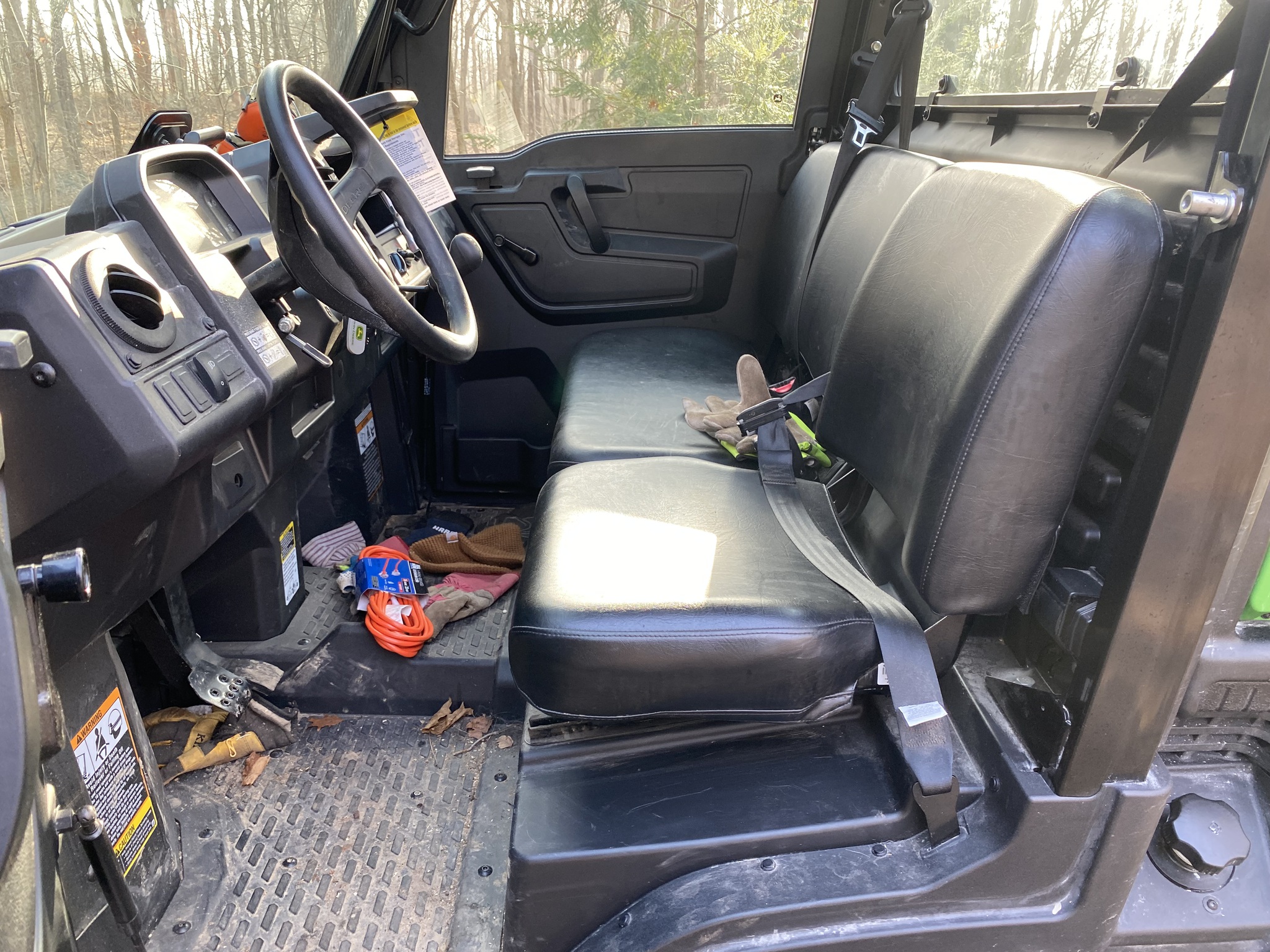 2023 John Deere XUV 835M Image 5