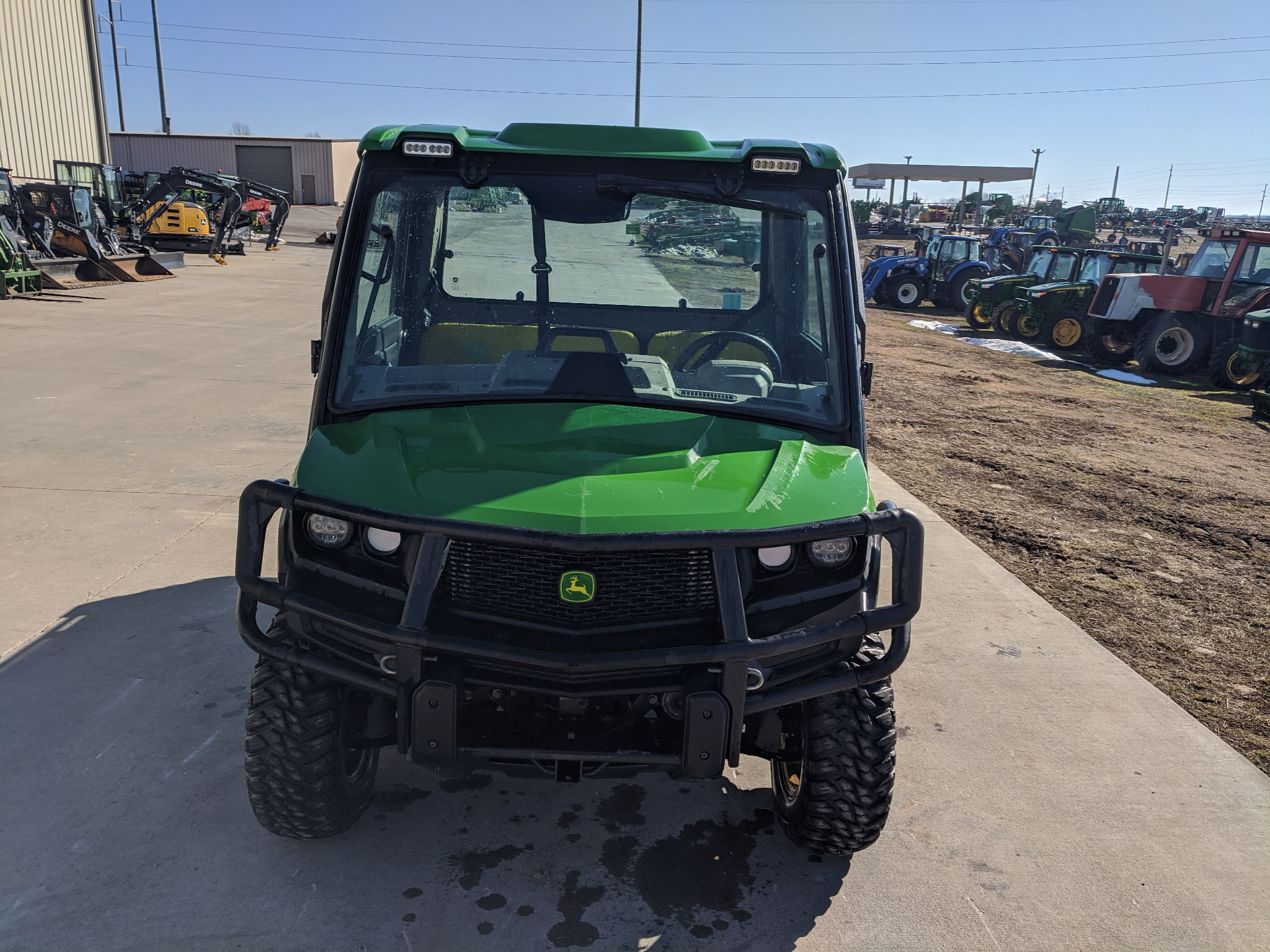  2022 John Deere XUV 835R at Heritage Tractor in Rogersville, MO