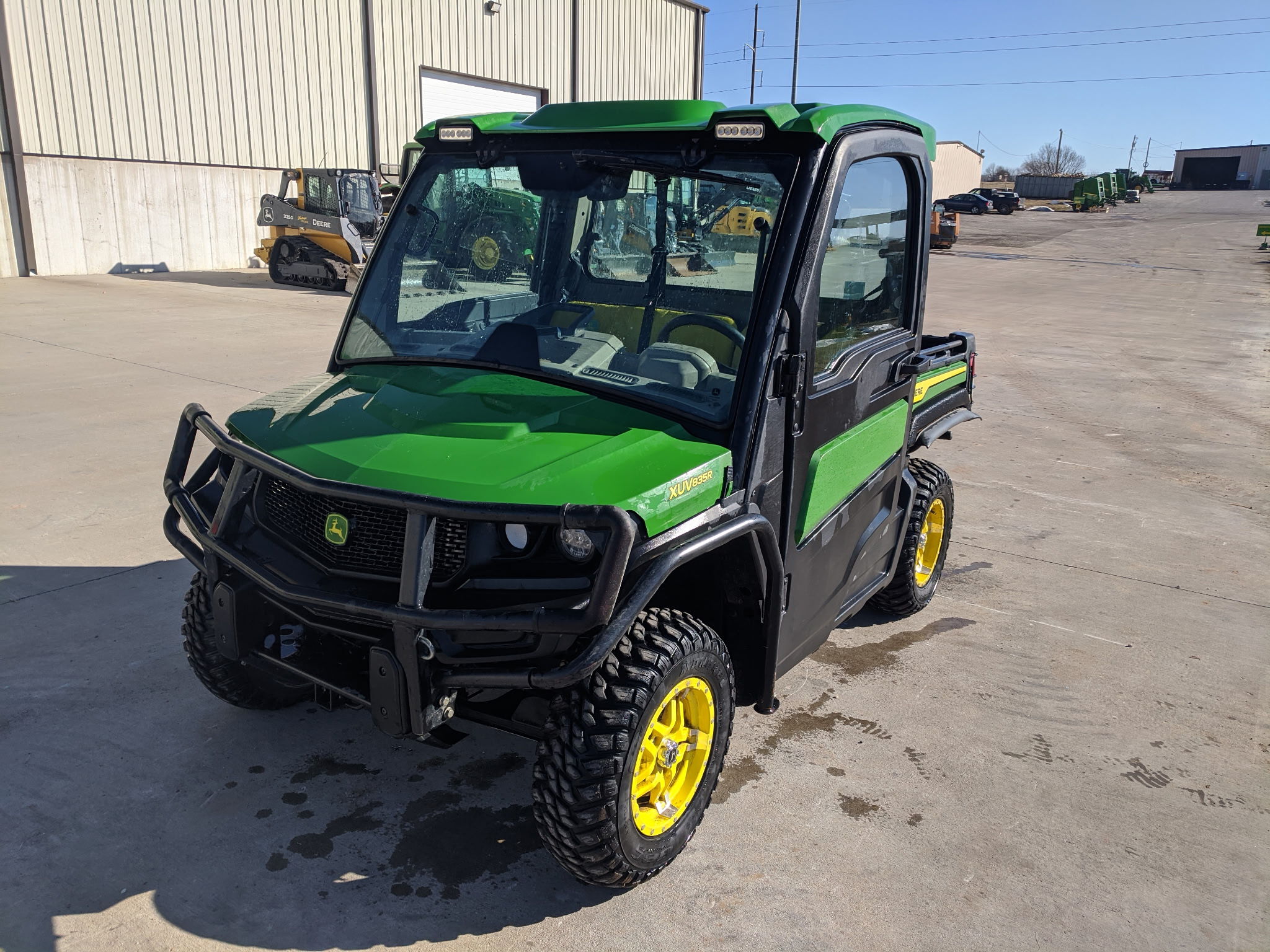  2022 John Deere XUV 835R at Heritage Tractor in Rogersville, MO