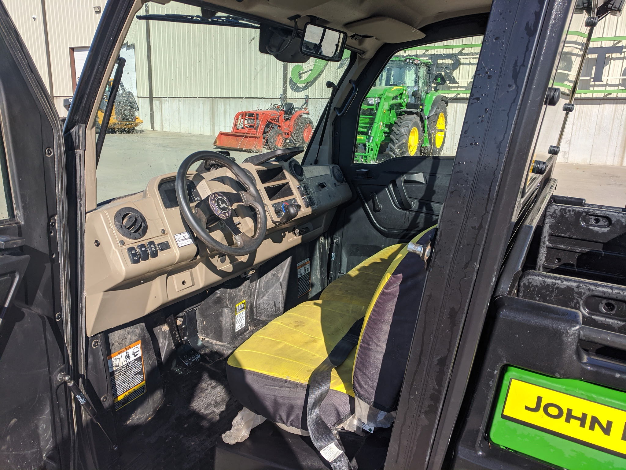  2022 John Deere XUV 835R at Heritage Tractor in Rogersville, MO