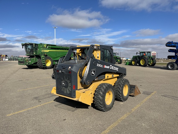 2019 John Deere 330G