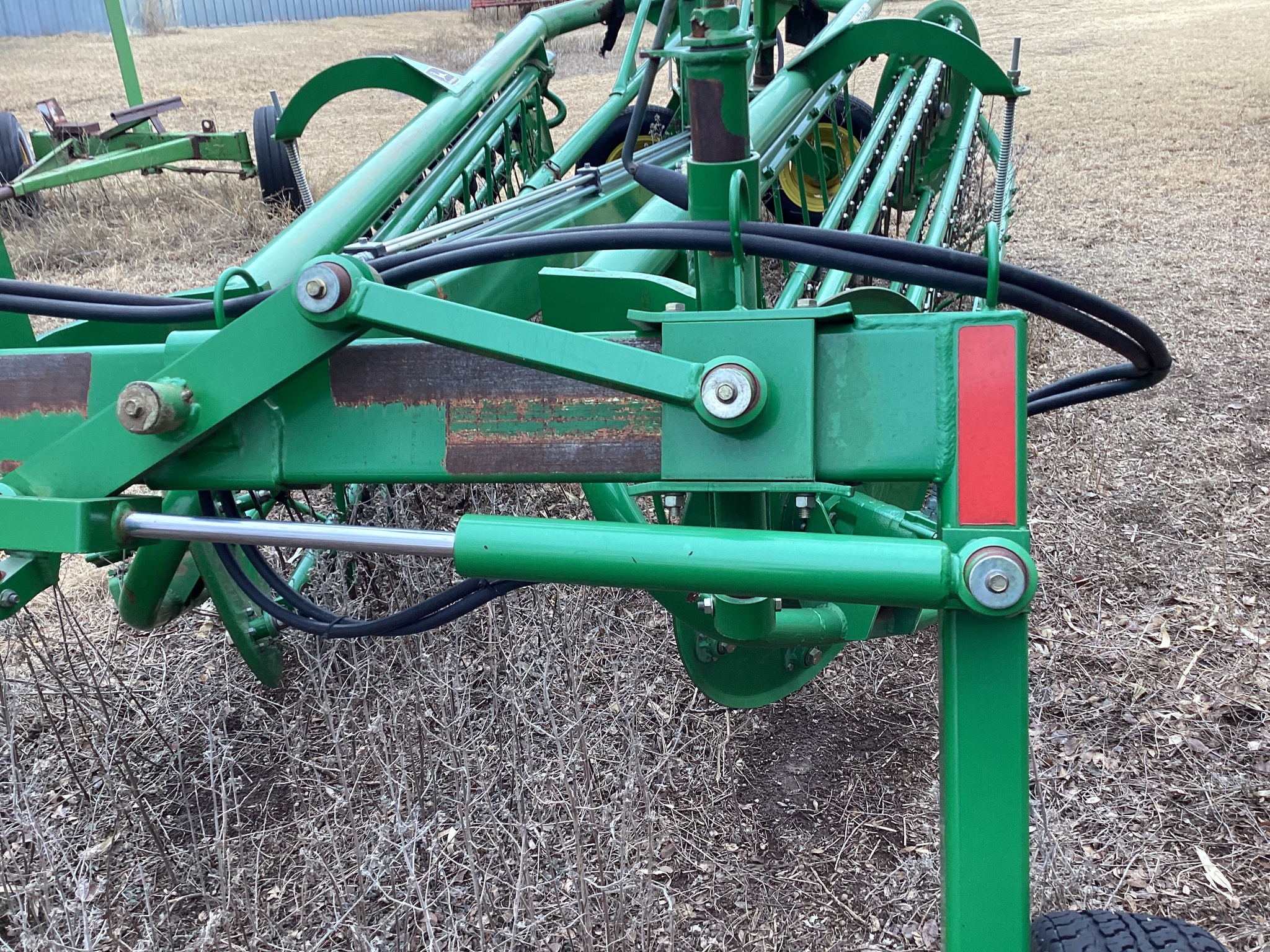 2003 John Deere 705 Image 5