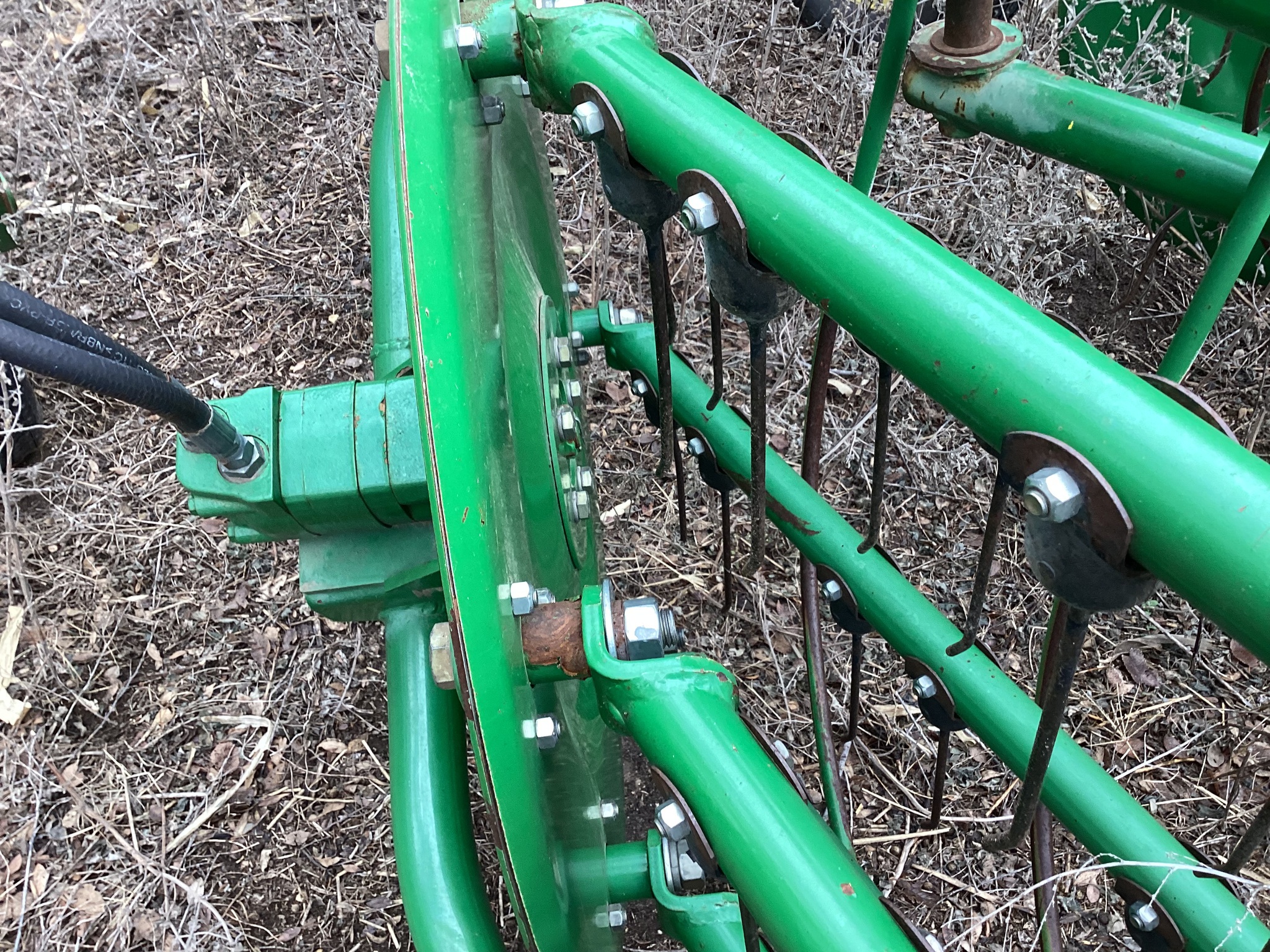 2003 John Deere 705 Image 10