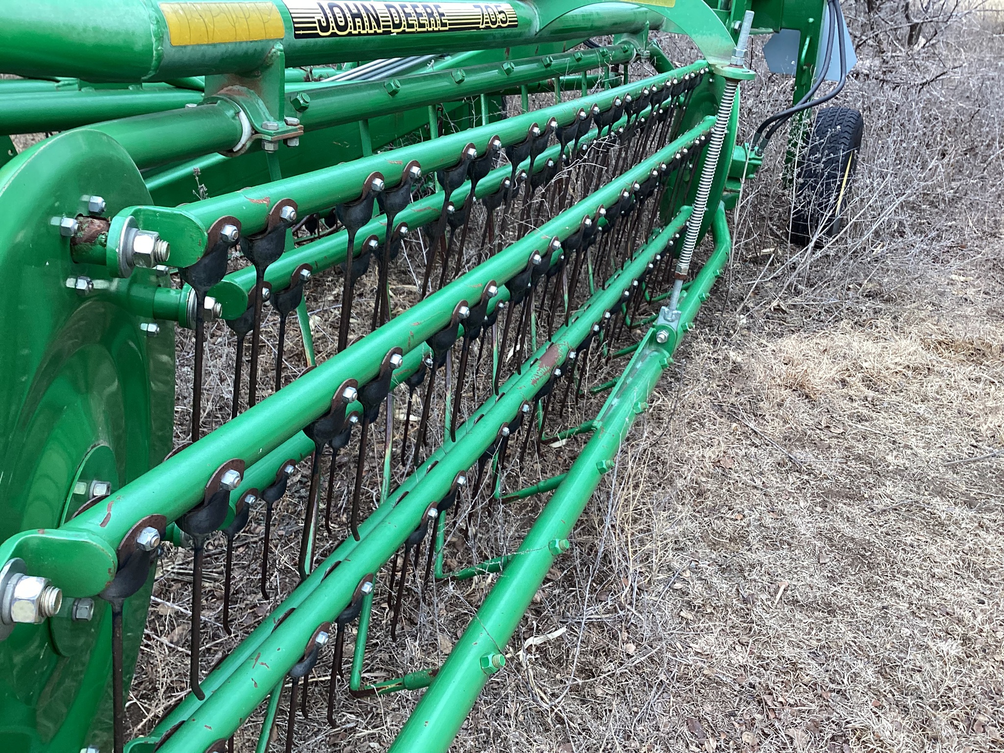 2003 John Deere 705 Image 16