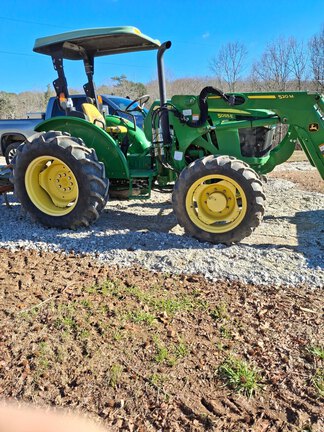 2016 John Deere 5055E