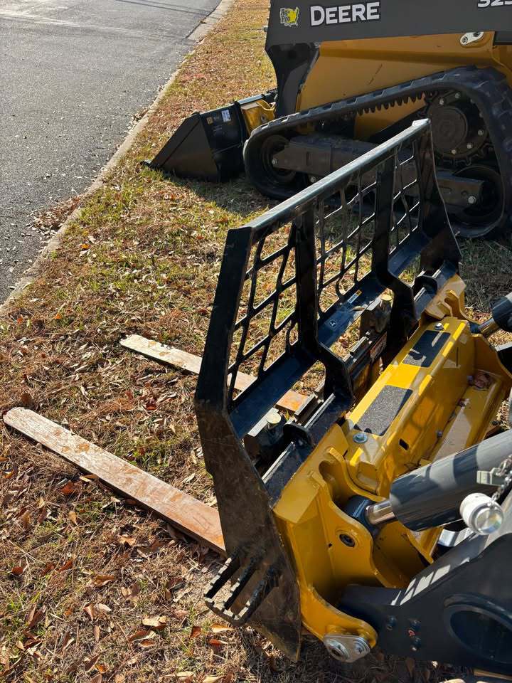 2020 John Deere Skid Steer 45