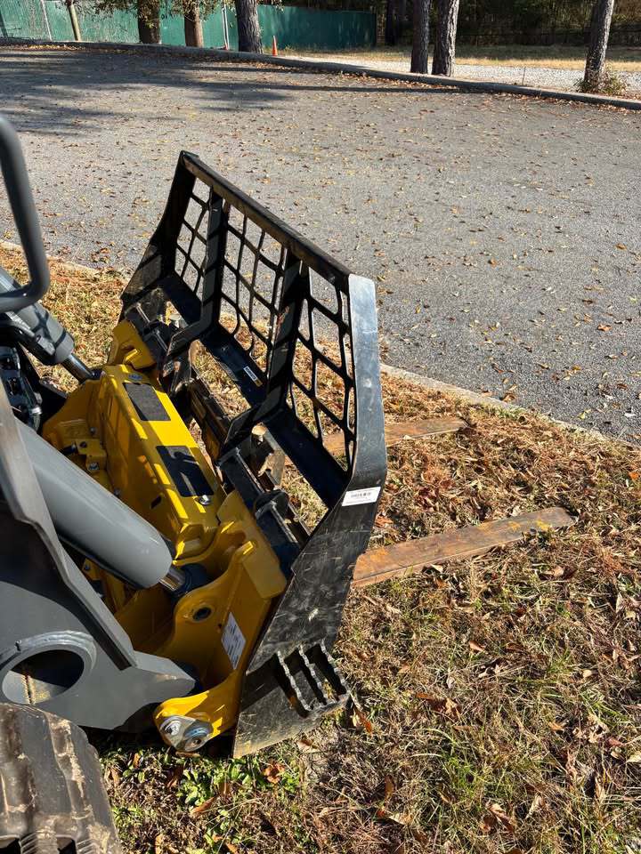 2020 John Deere Skid Steer 45
