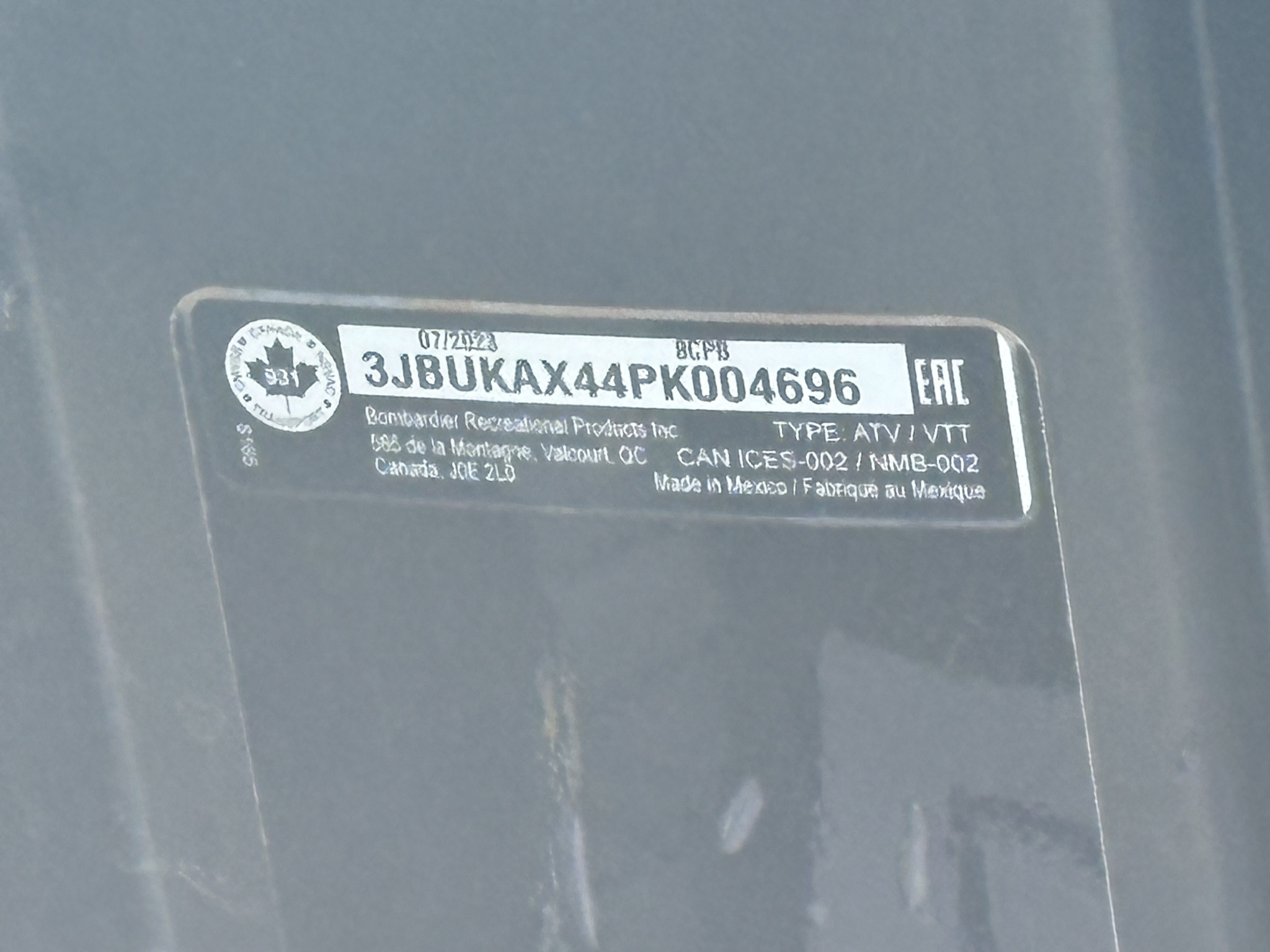 2023 Can-Am Defender HD10 XT Image 8