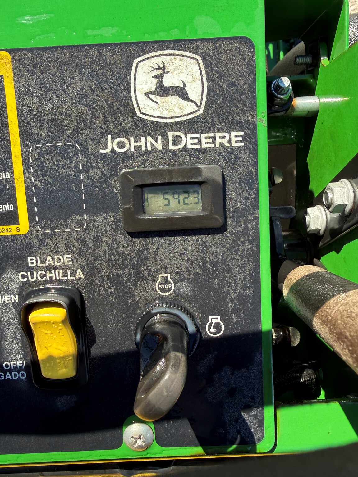 2023 John Deere 636M Image 6