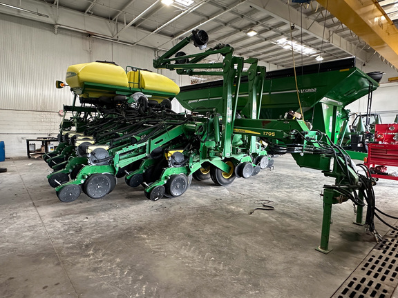 2015 John-Deere 1795