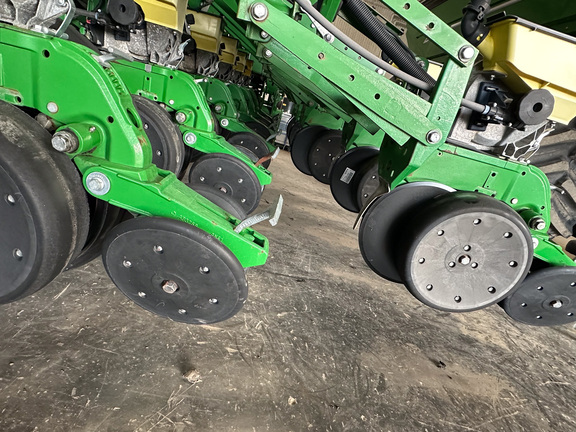2015 John-Deere 1795
