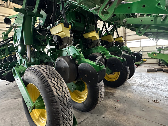 2015 John-Deere 1795