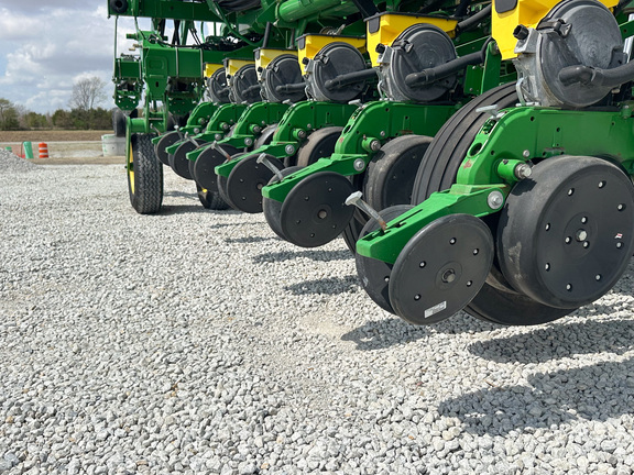 2015 John-Deere 1795